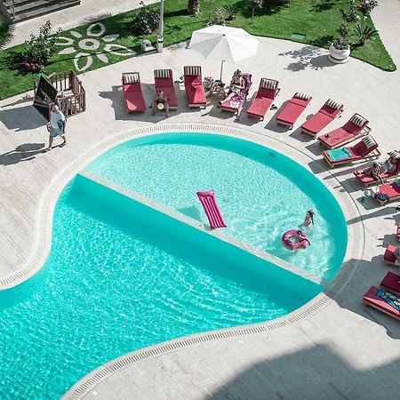 Royal Palace Aparthotel Lezhë Екстериор снимка