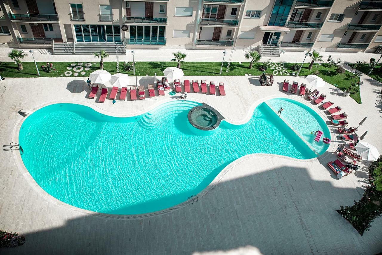 Royal Palace Aparthotel Lezhë Екстериор снимка